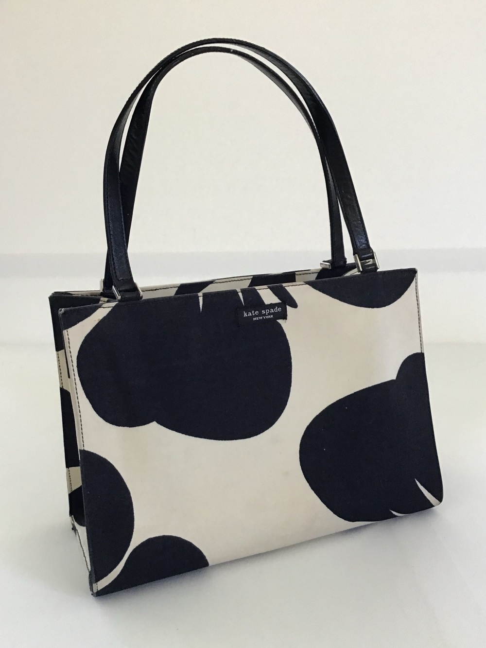 Kate Spade New York Hibiscus Canvas Tote Bag Black White Floral Print